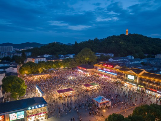 湖州夜场服务员招聘潮涌，揭秘夜幕下繁华背后的生活百态