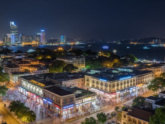 夜色厦门，繁华人生启航——独家揭秘厦门夜场服务员招聘全攻略