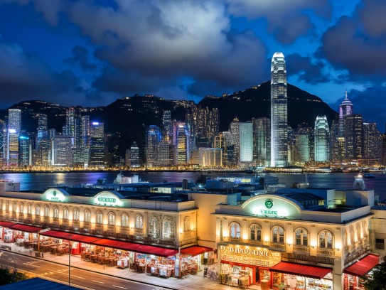 香港夜场服务员招聘，揭秘香港夜幕下繁华背后的服务岗位招聘纪实